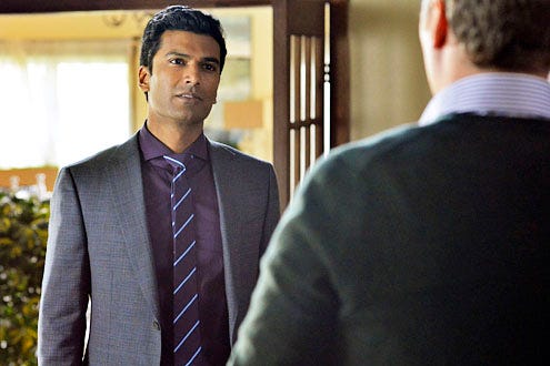Beauty and The Beast - Season 2 - "Guess Who's Coming to Dinner?" - Sendhil Ramamurthy