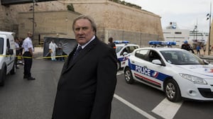 Marseille, Season 1 Episode 1 image