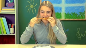 People vs. Food, Season 1 Episode 9 image